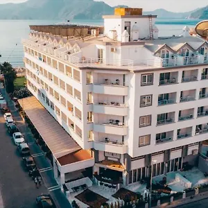Otel Mert Seaside (adults Only)